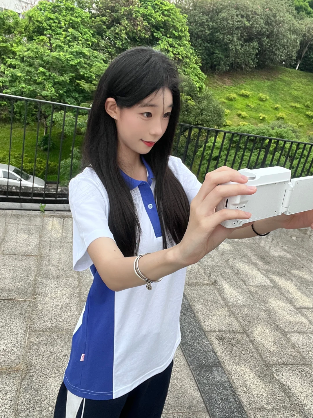宝宝看镜头！