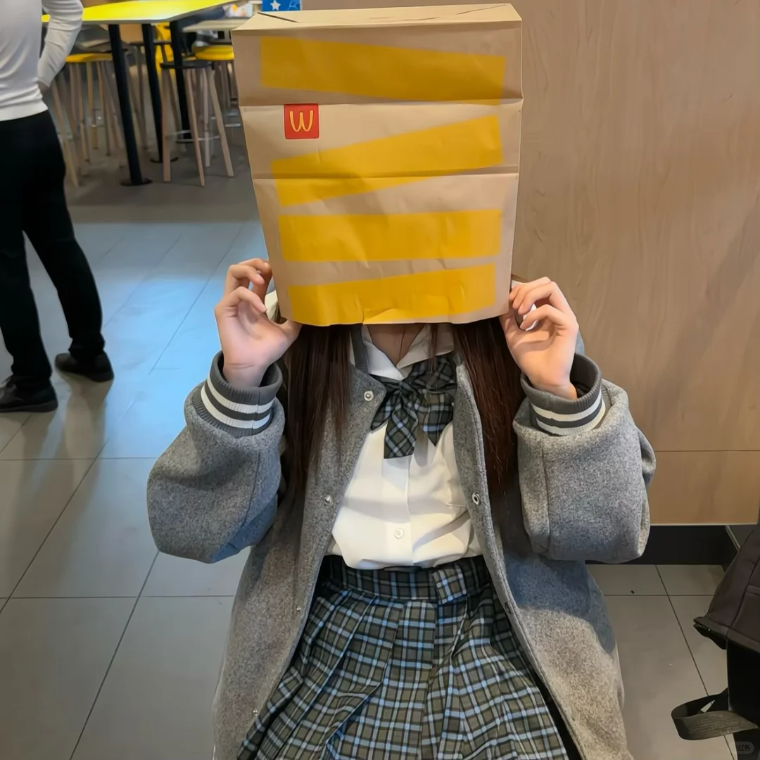2025年了还有jk或者lo娘吗