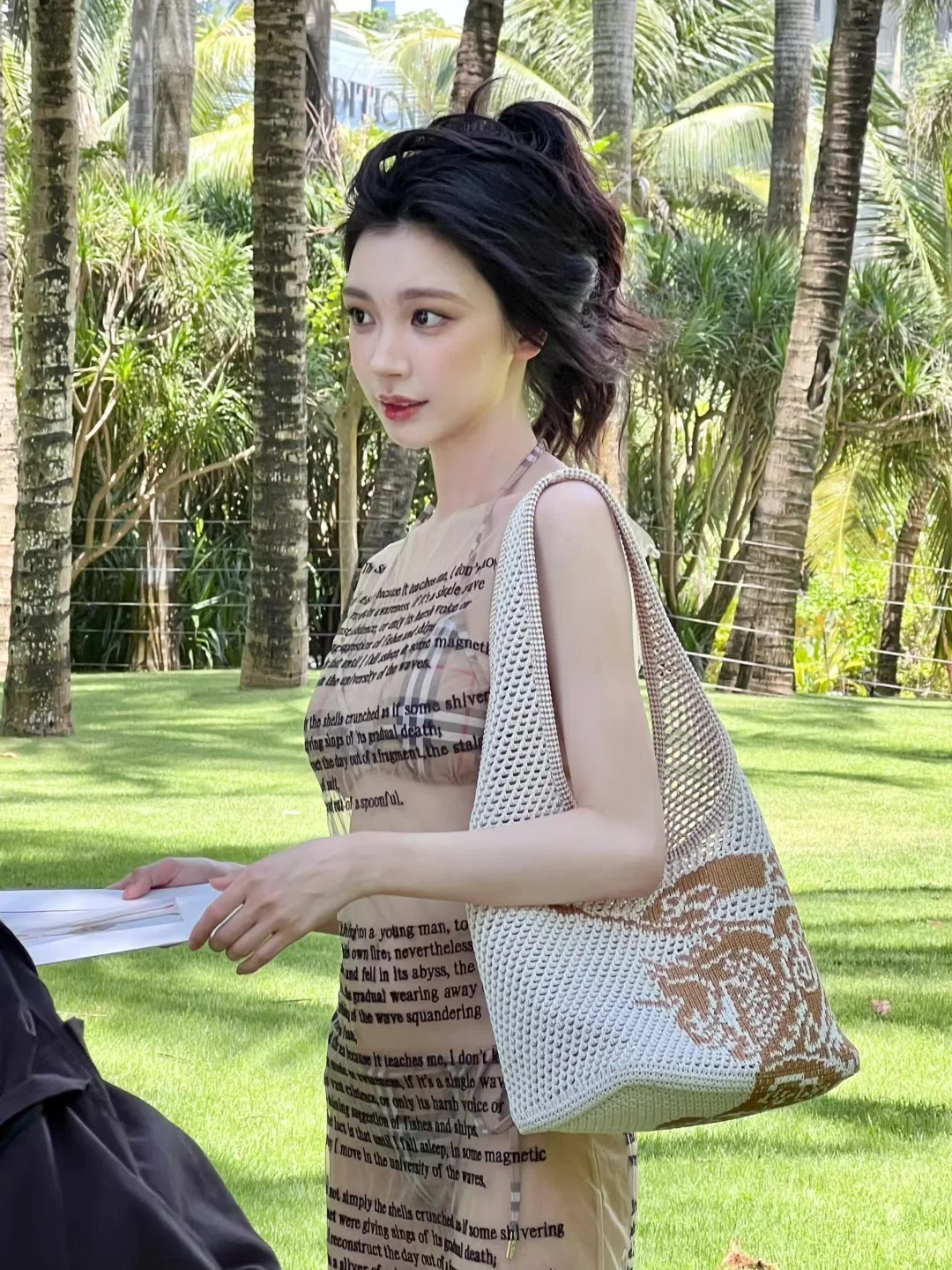 天哪天哪，易梦玲这身材都没人说吗？？🤗