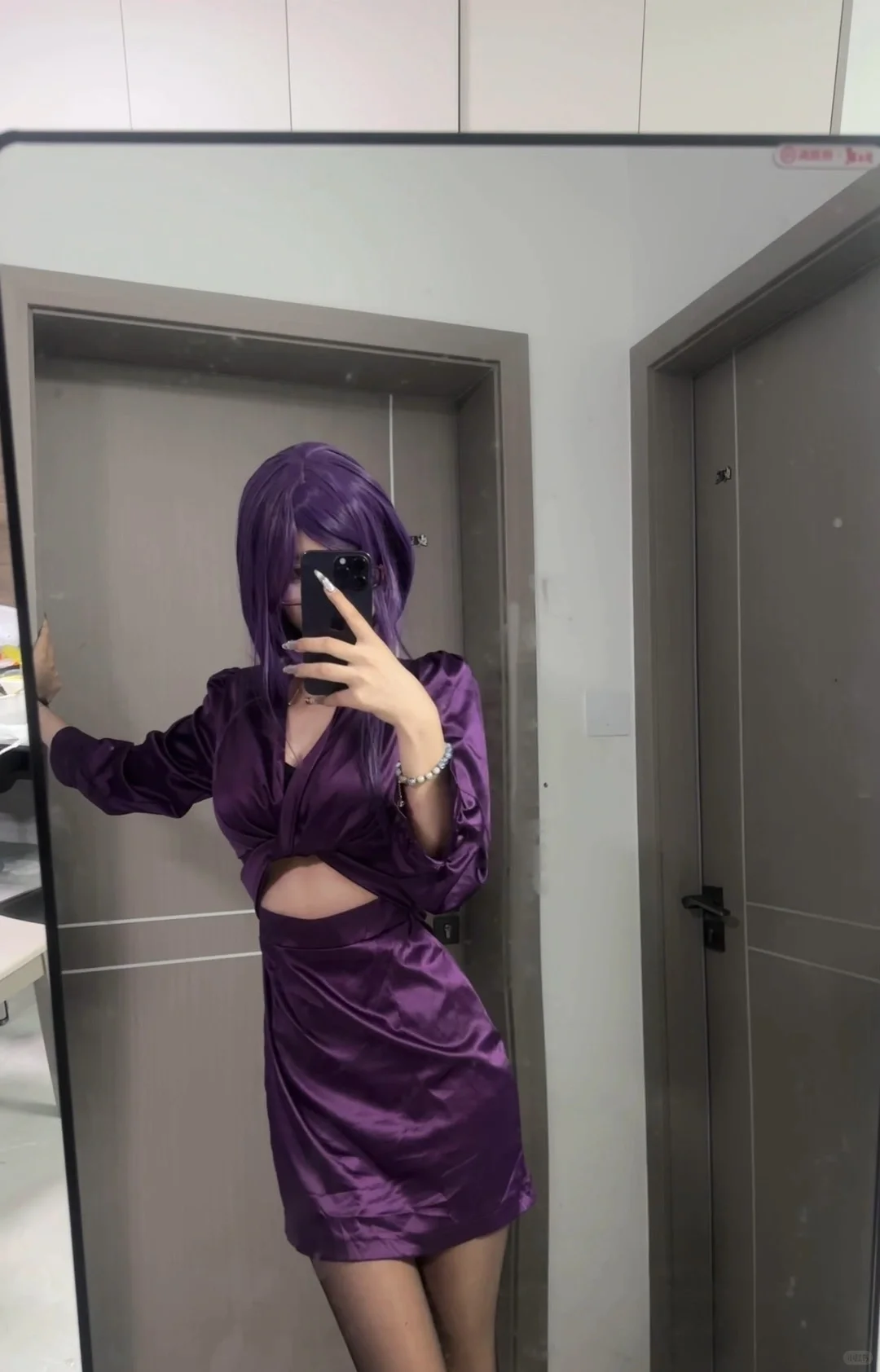 什么博士硕士，老娘可是神代利世！