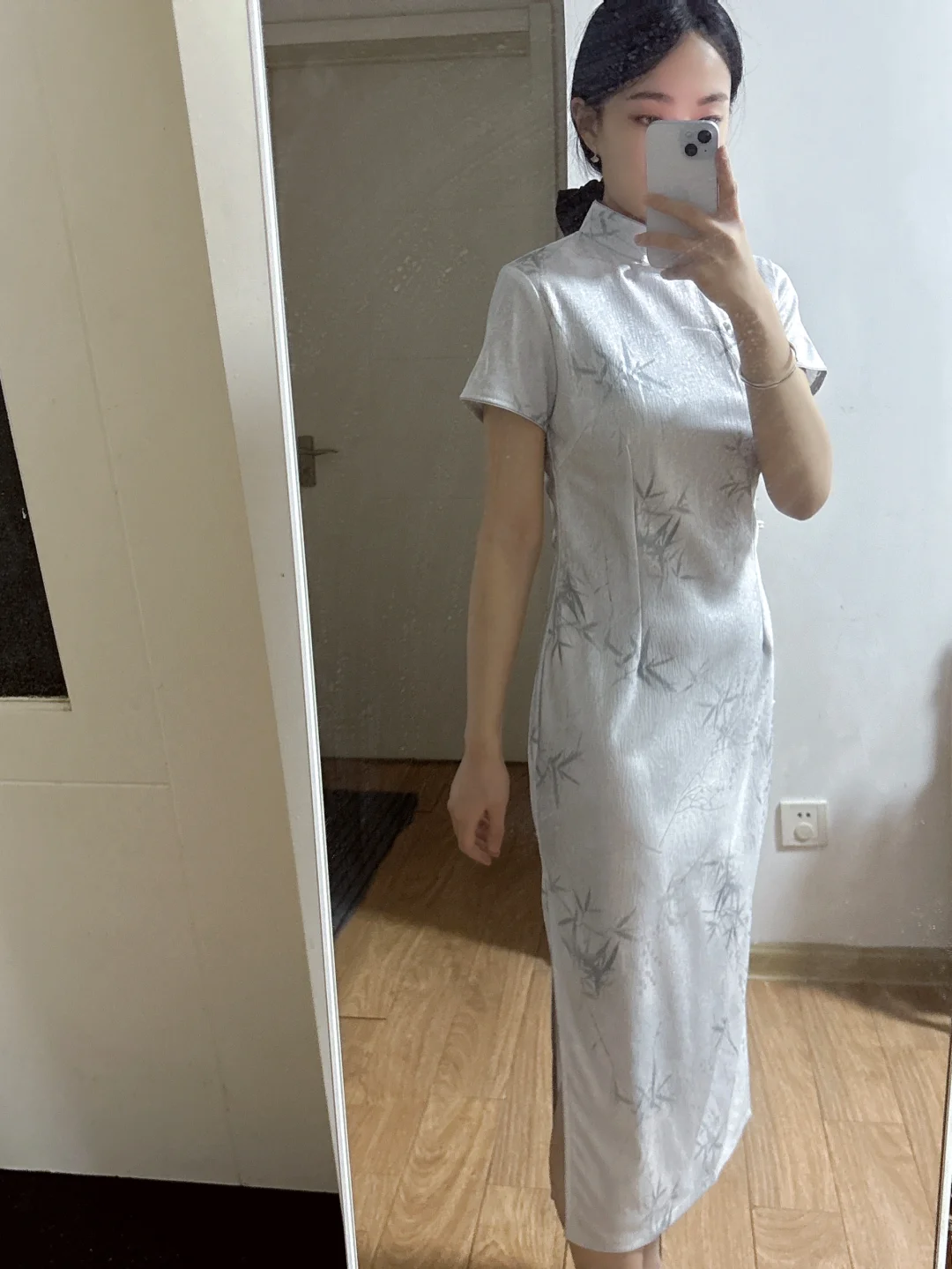 24岁，人生第一件旗袍，是少女，也是东方美人！