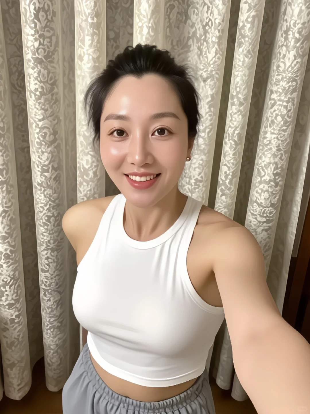 40岁老阿姨素颜状态，保养的如何呢