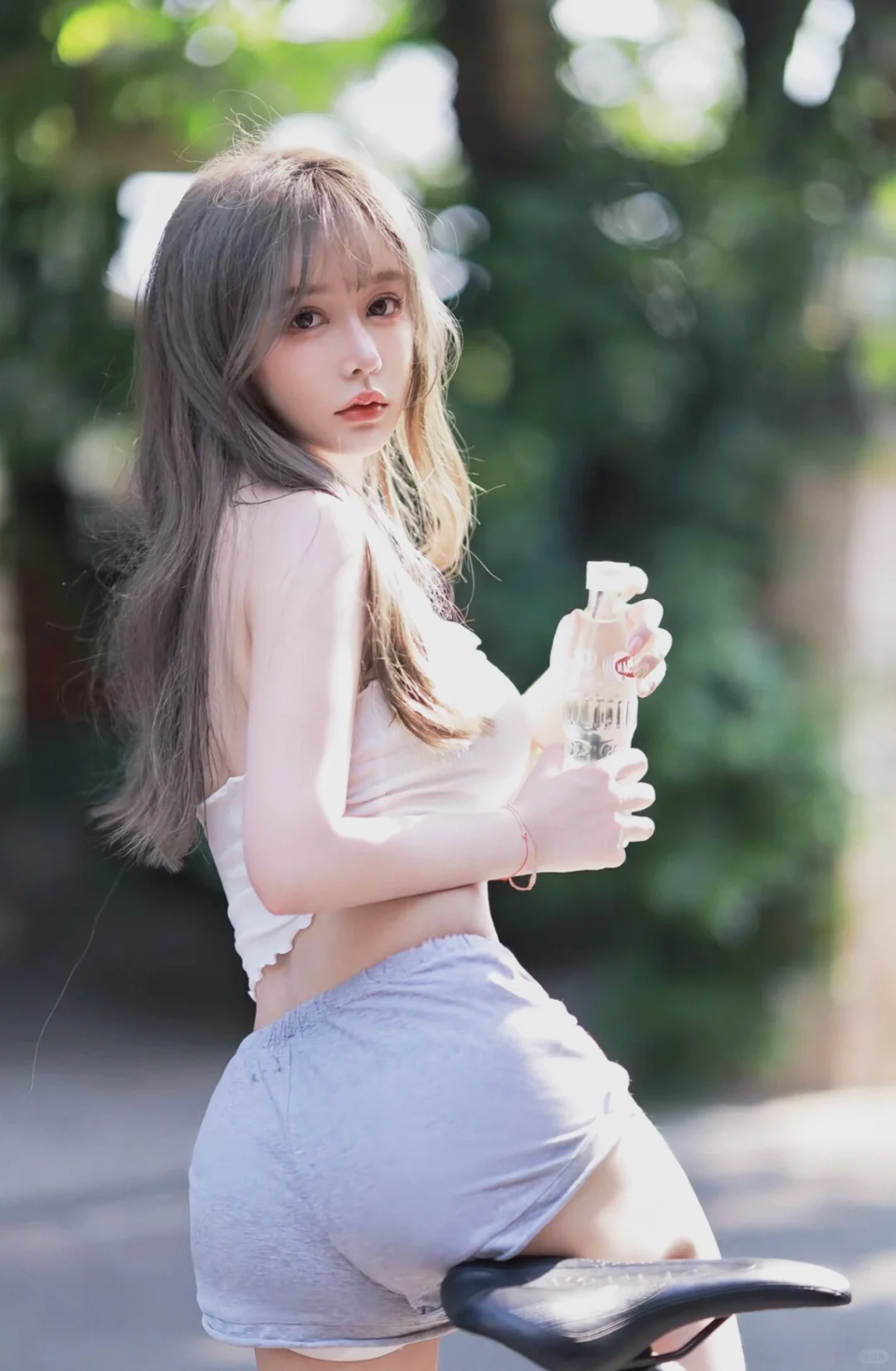 04女大模特 新人求摄影师青睐 可互动 📹