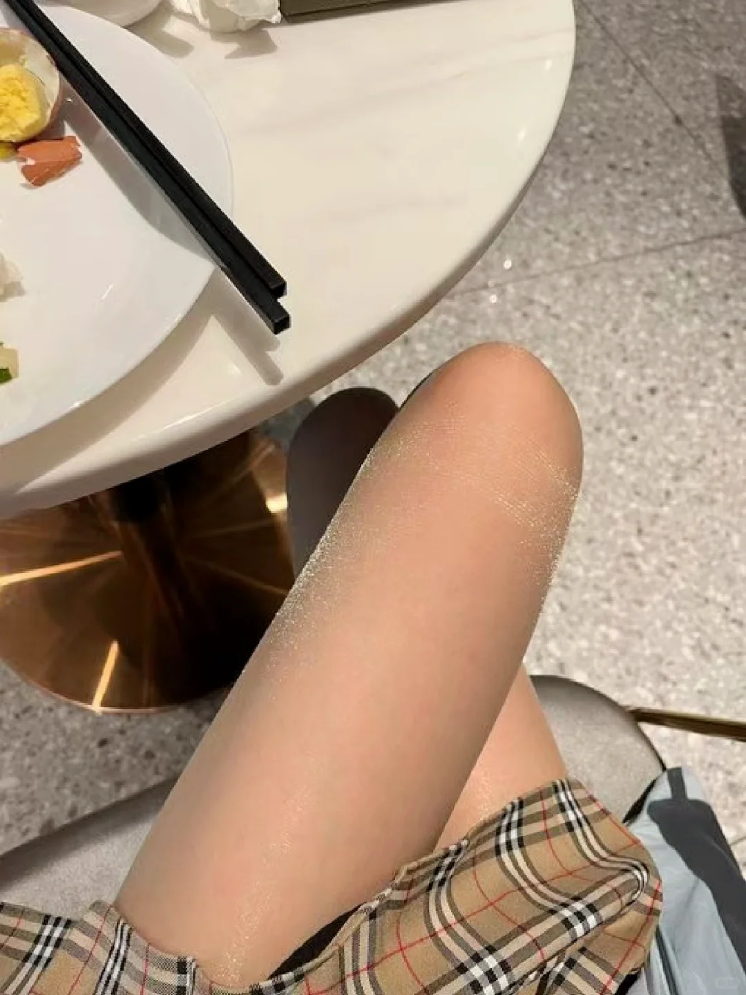 绝绝子的一双袜袜～