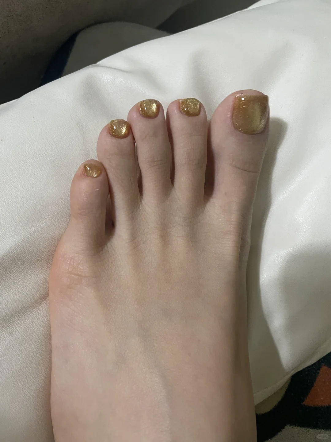 金色猫眼做脚美甲是无敌的😍😍