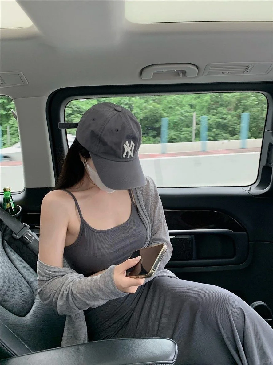 黑色吊带裙👗超显瘦！