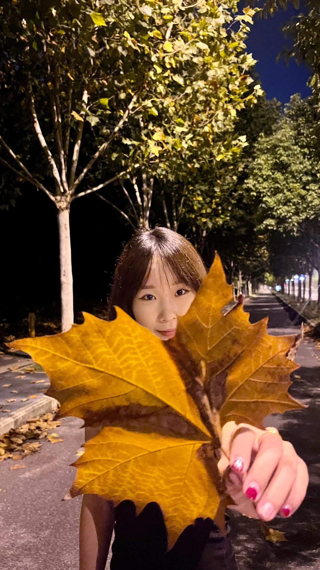 十几的性感小黑裙爱惨了👌👌👌