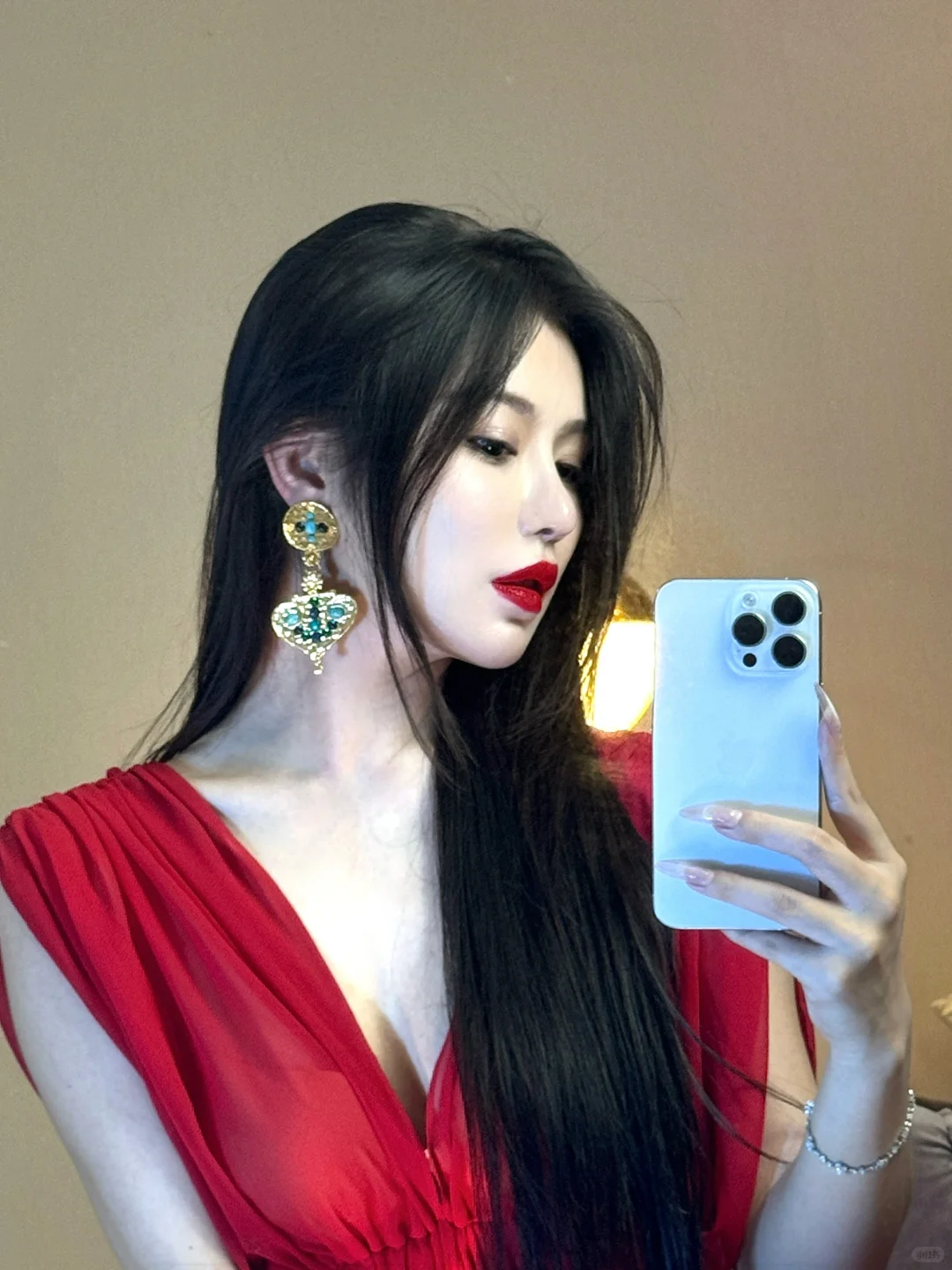 红唇