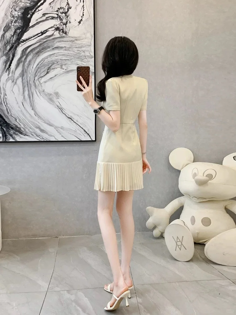 挑战全网最美小香风连衣裙，哥弟这款赢麻了