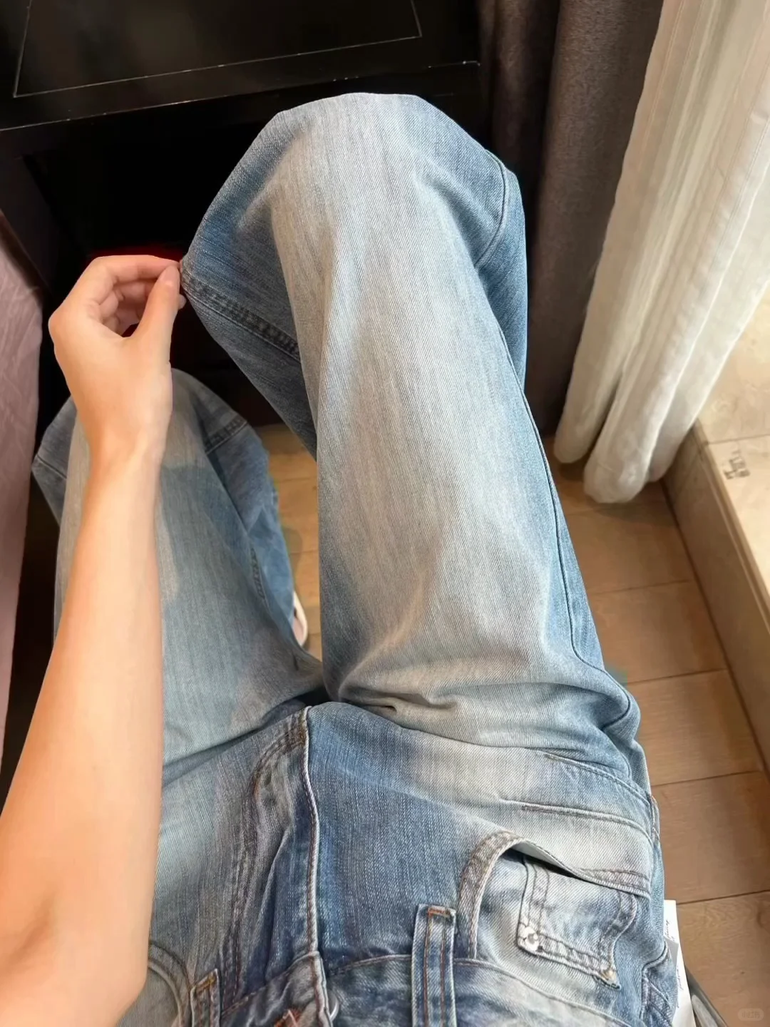 跟着女大买裤子！好有青春活力的感觉～