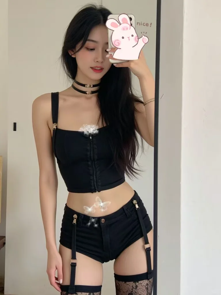 纯欲辣妹的暗黑系穿搭🖤