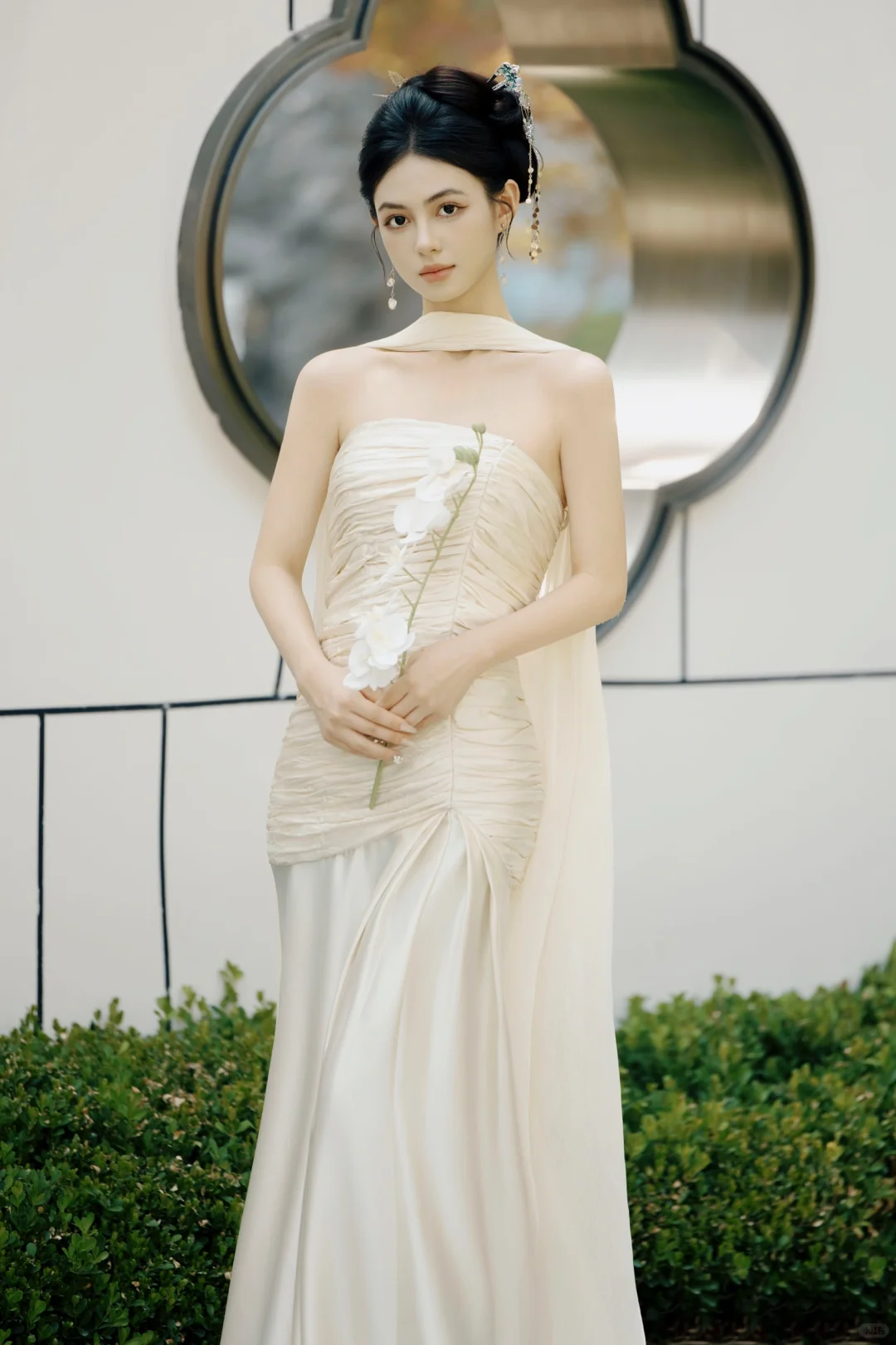 新人第一次当婚样模特就日入四位数