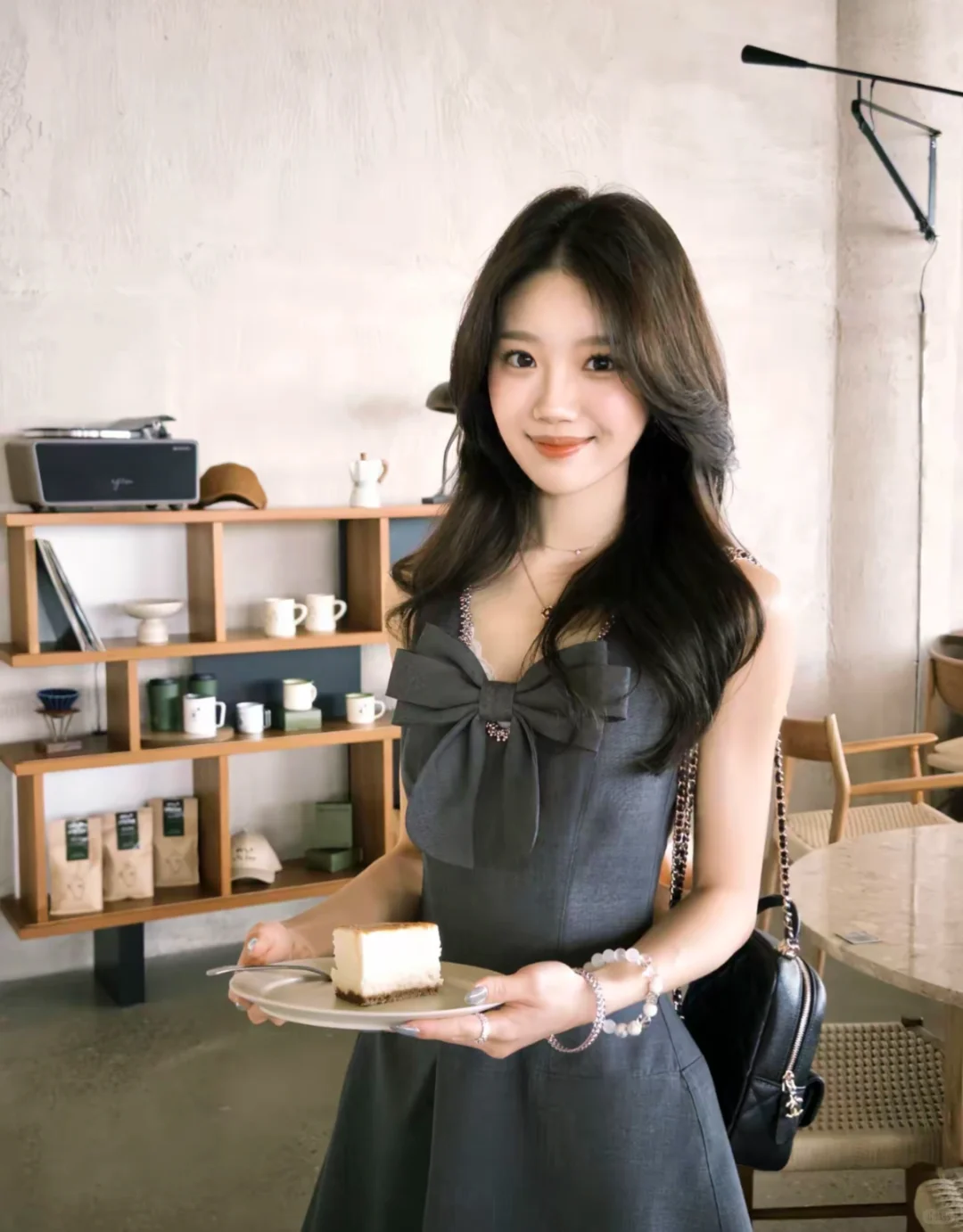 温柔听话配合度高 小众女模 蹲摄影师