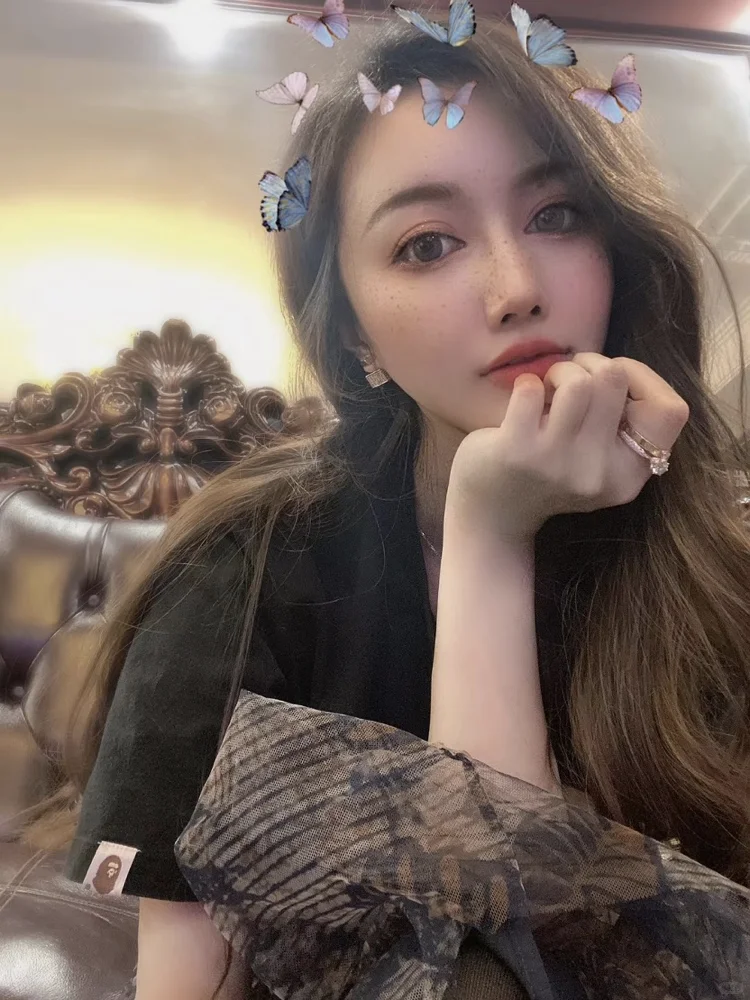 单身的晶晶小姐姐