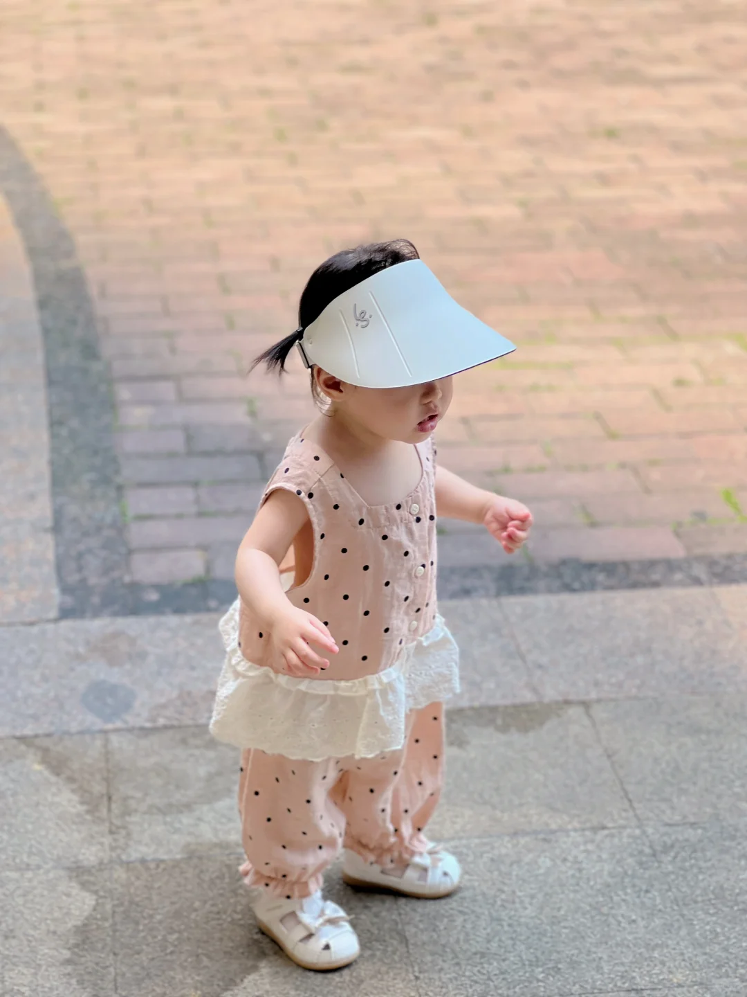 1岁2个月女宝宝夏日穿搭