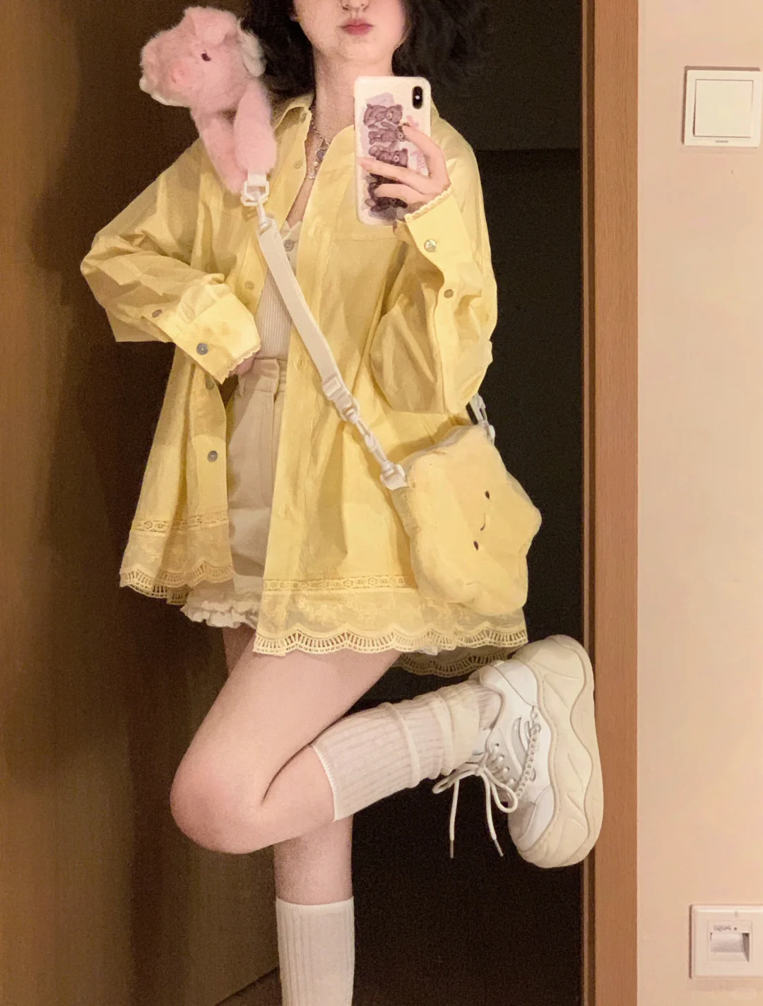 🍨奶黄衬衫+花边短裤好元气！