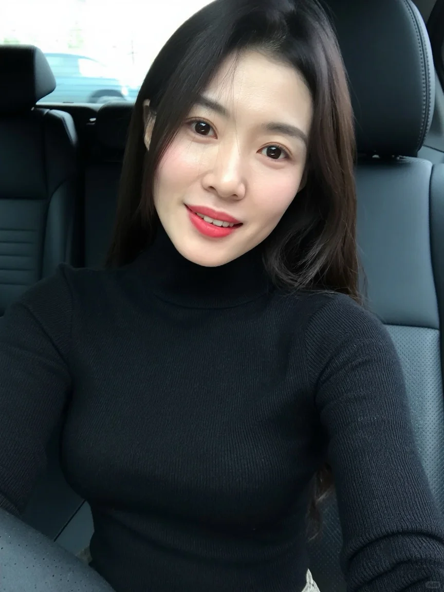 像姐姐，还是像风韵小妈？