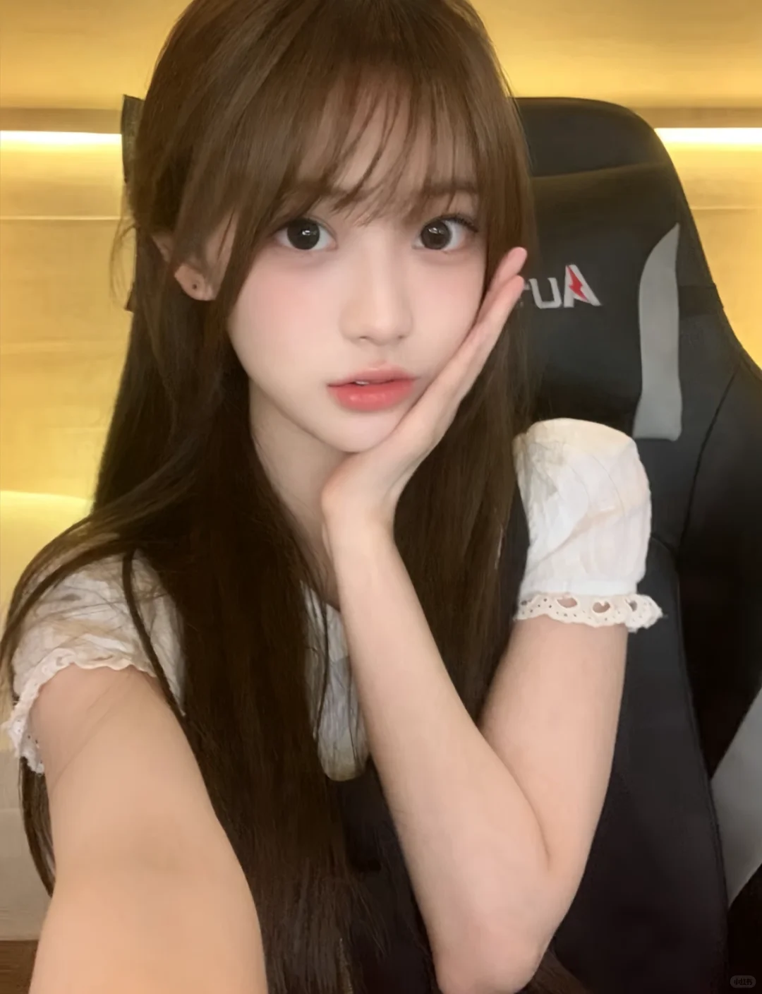 清纯小众 新人女模 寻摄影师