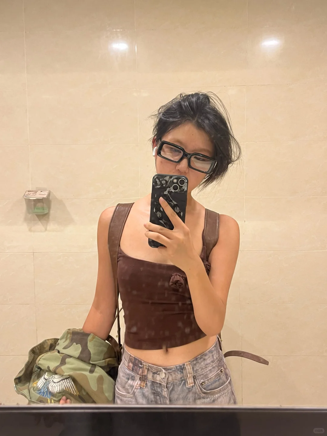 一觉醒来前妻姐把我眉毛剃了