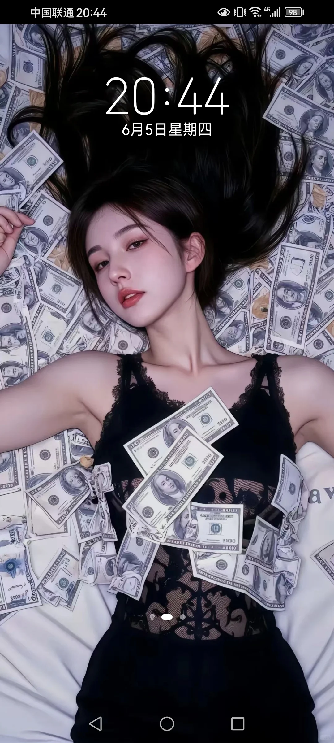 壁纸｜躺着数钱的美女壁纸来咯！