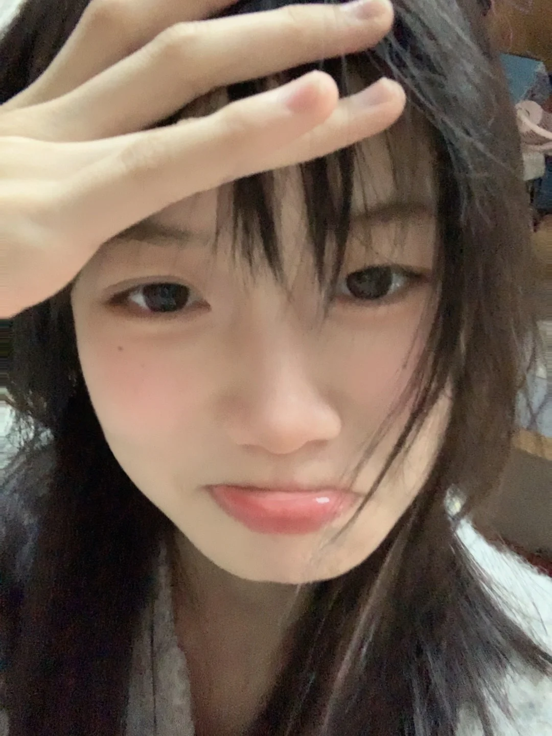 装可爱👀