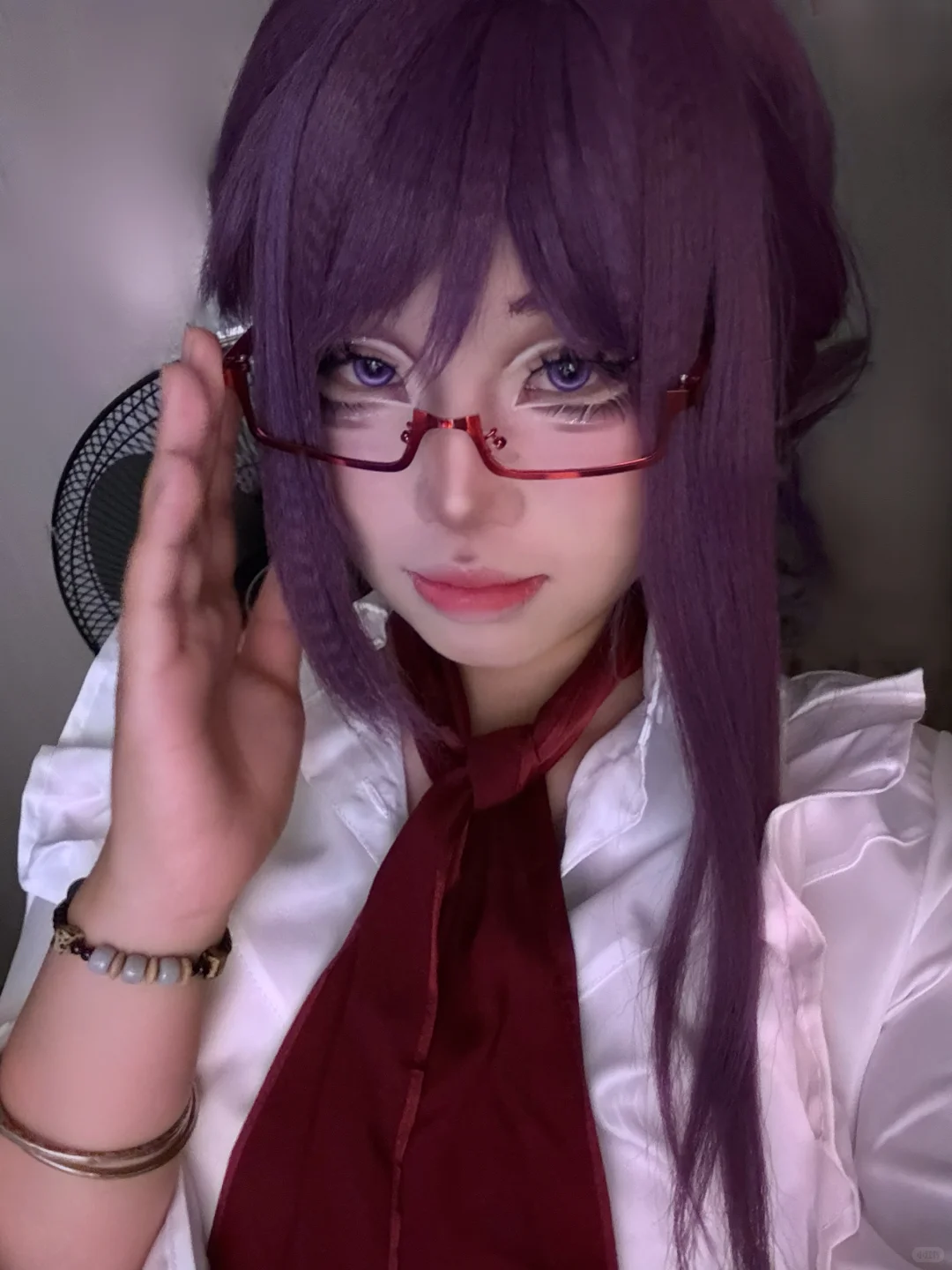 眼镜踩雷了..