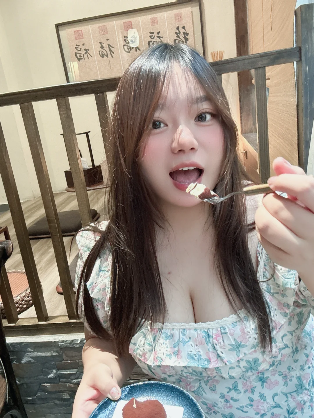 160斤女士的碎花裙长这样🤔