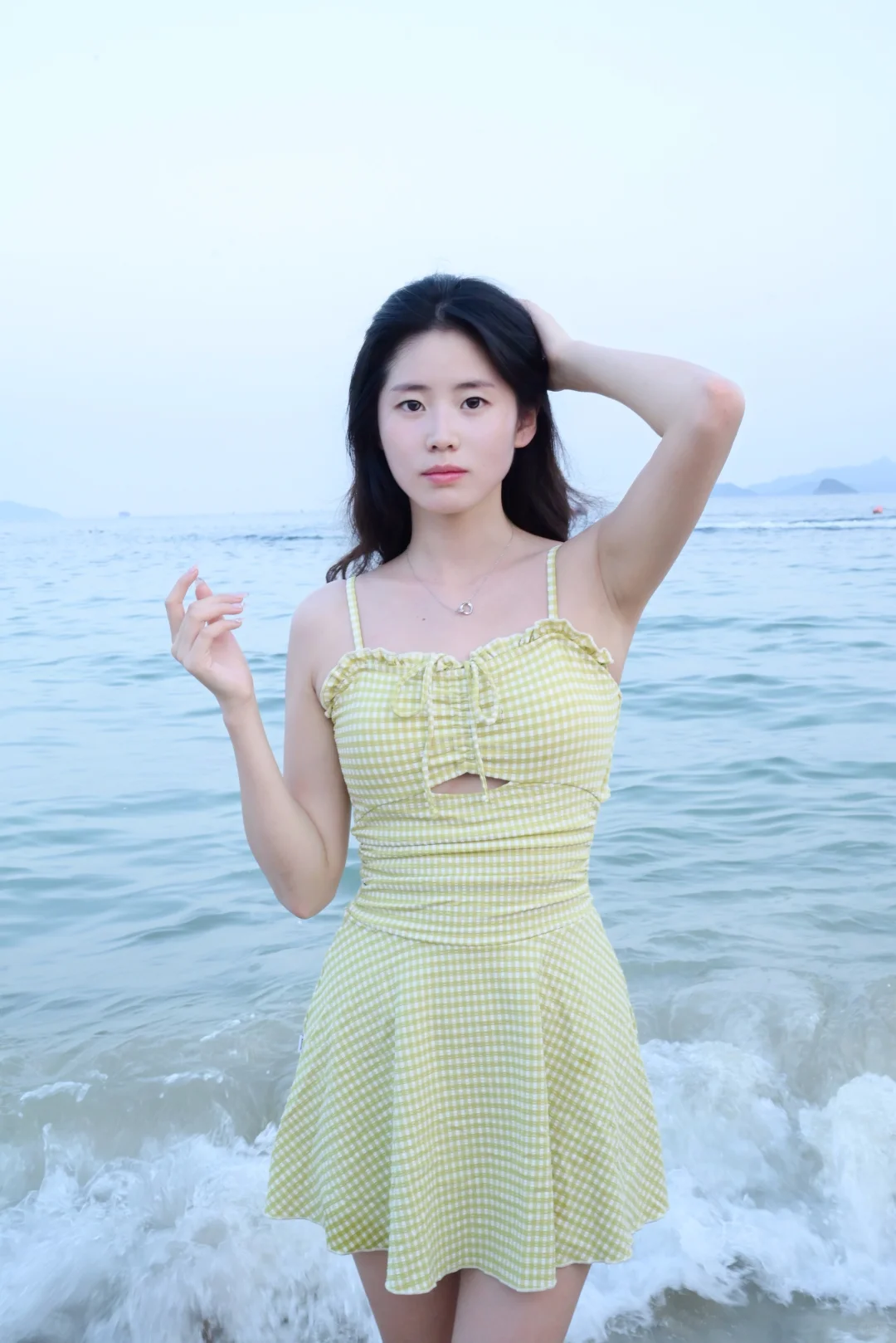 海边就是要穿吊带的啦～