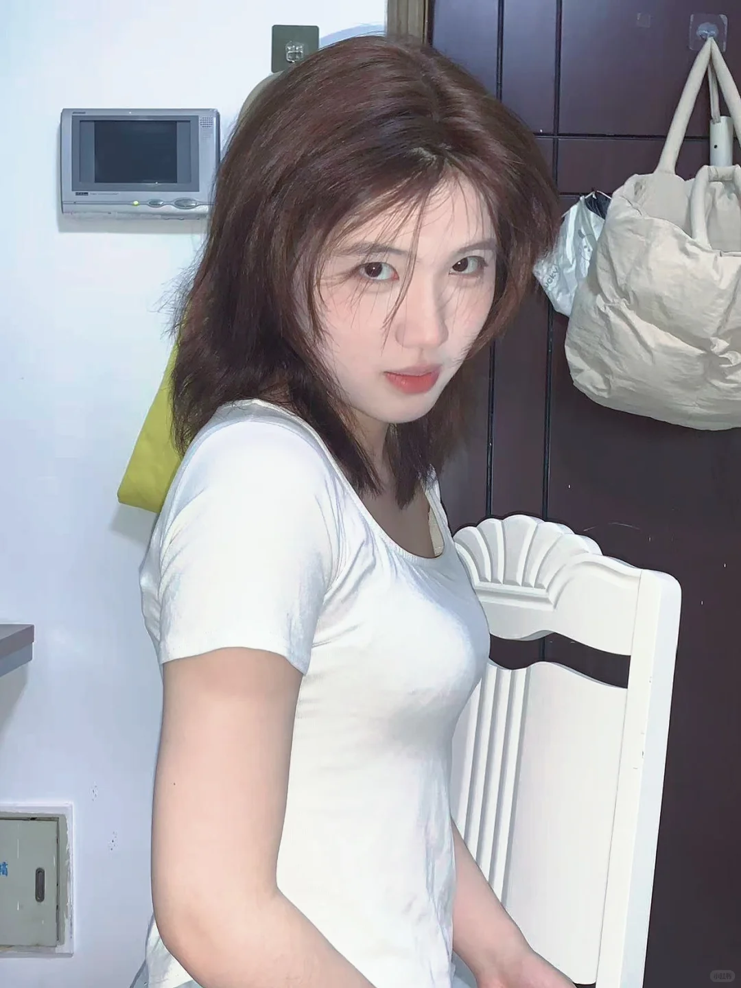 我可不是什么娇滴滴的女王有的是力气和手段