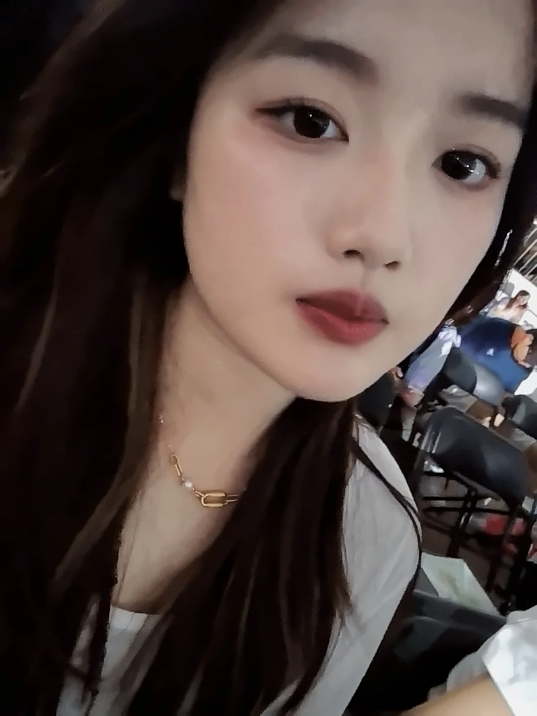 哎呦小美女