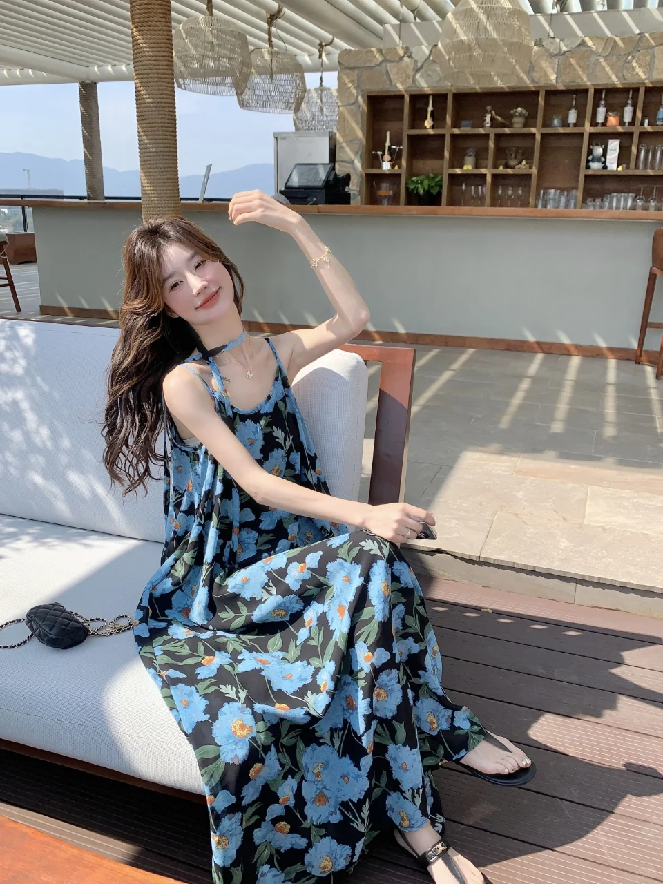 小说女主般的氛围感穿搭～旅游度假风碎花裙