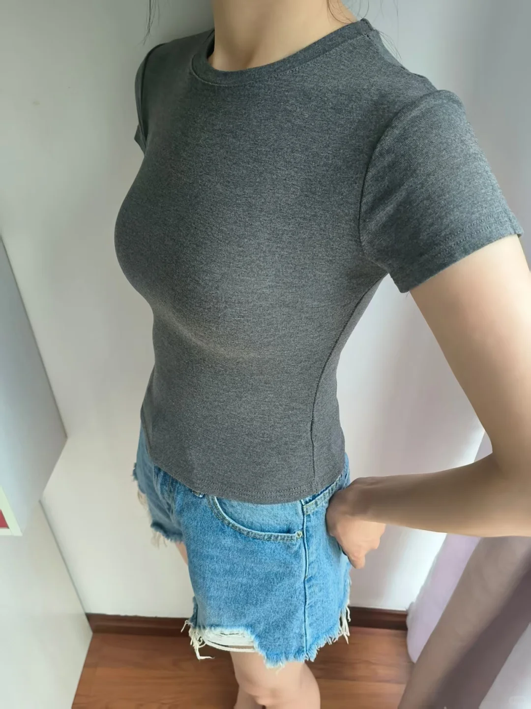 高考后打响村里穿衣自由的第一抢