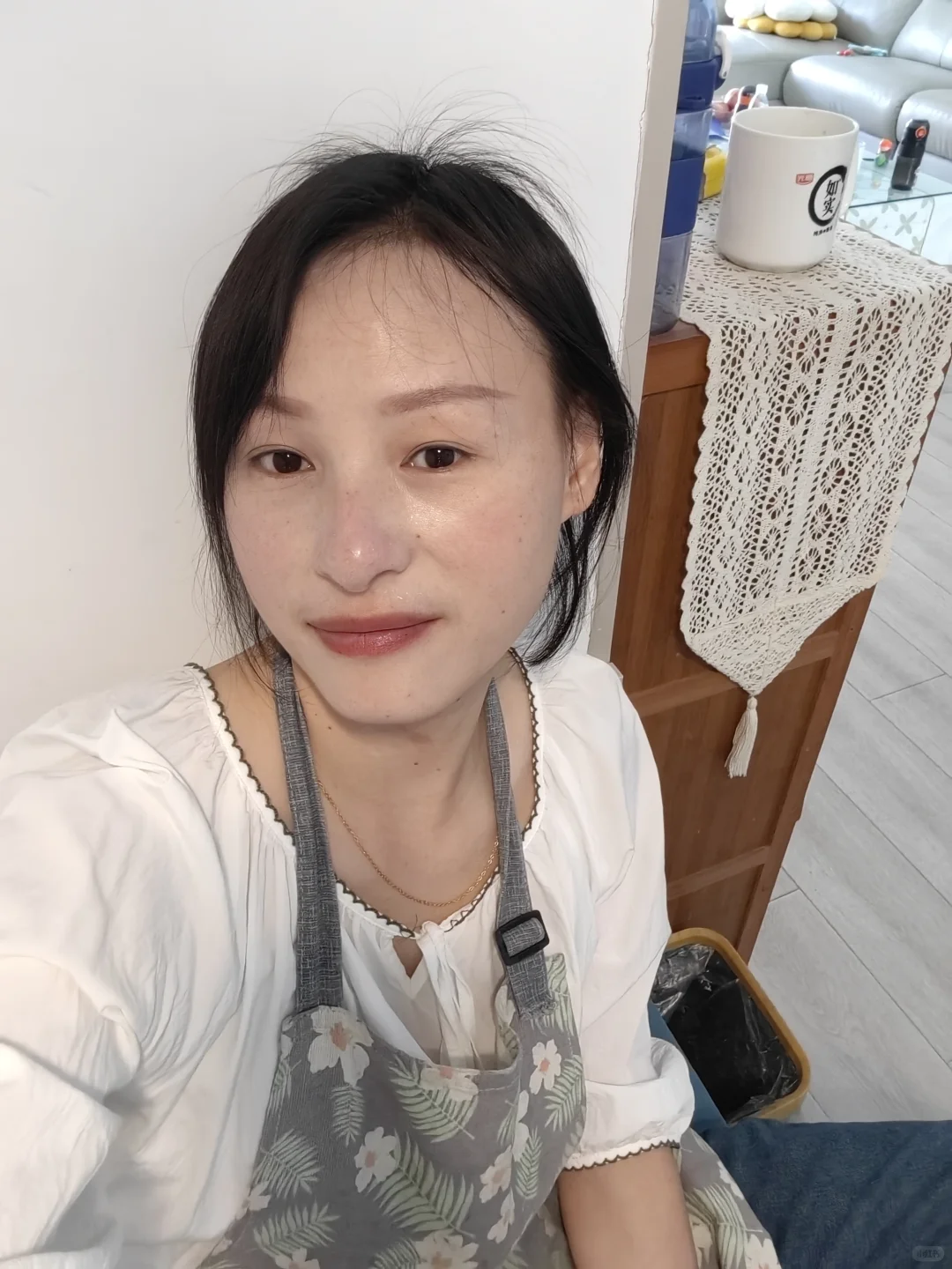 40了，不化妆不出门。