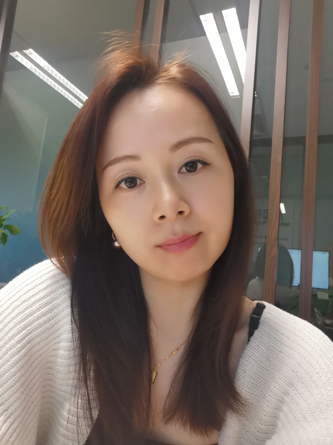 81年44岁，这样的素颜算小美吗？