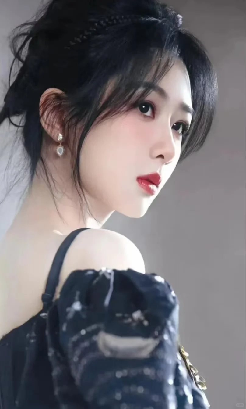 今日份美女｜杨紫