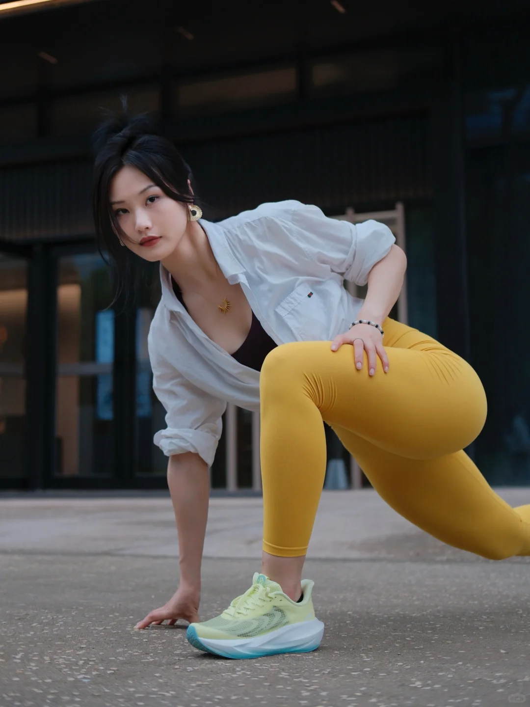 穿黄色瑜伽裤去跑步🏃🏻‍♀️