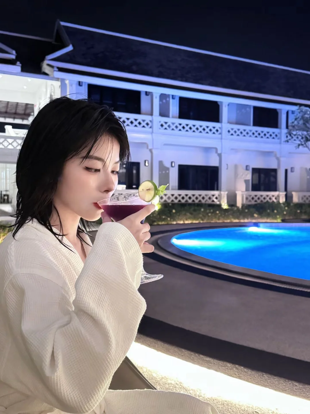 游泳池里的夏天☀️