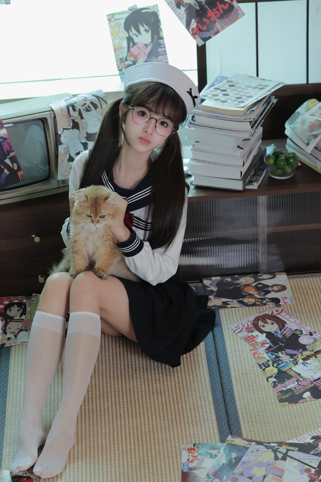榻榻米とjk制服と猫咪🐈