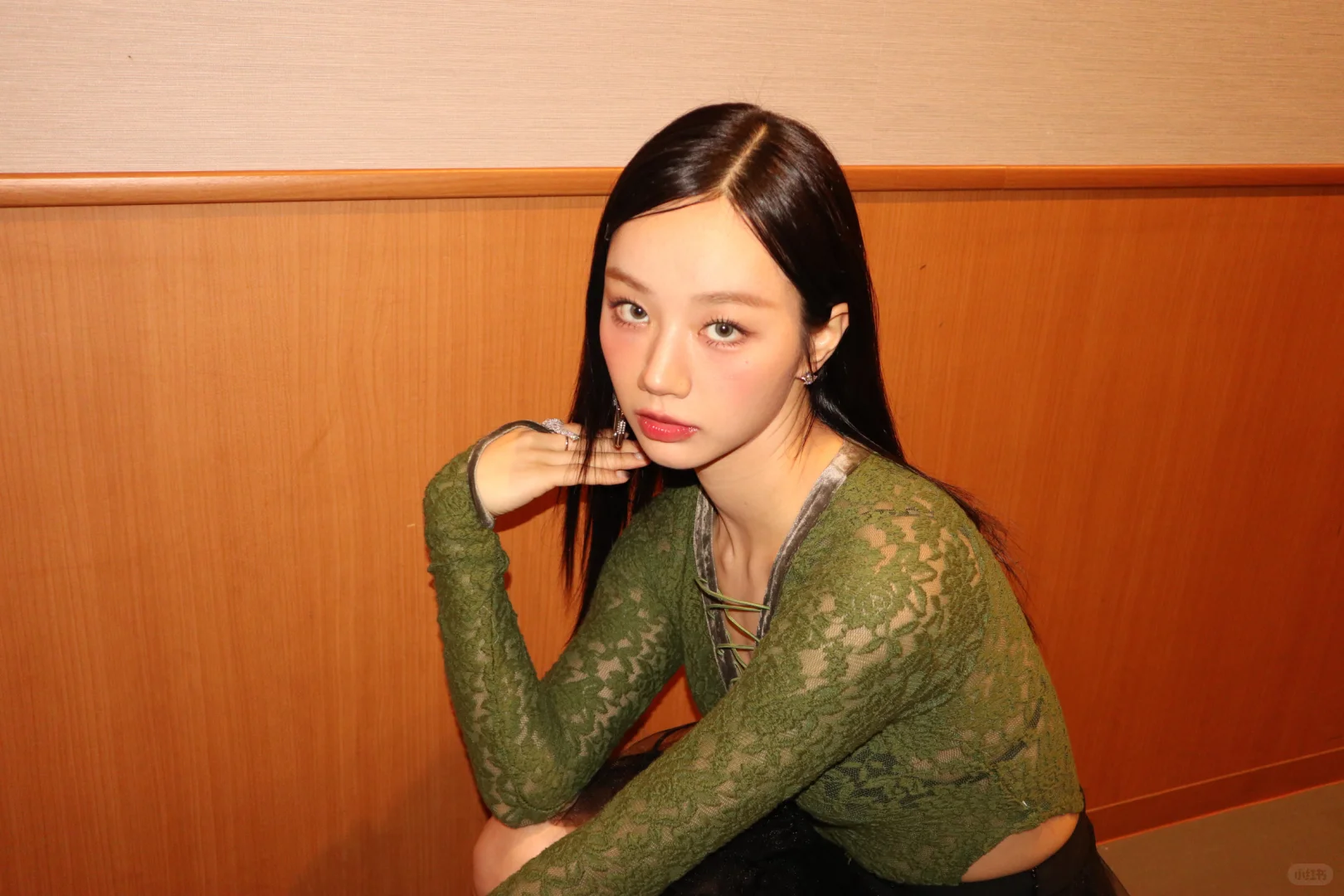 此女终于意识到自己的魅力了😍