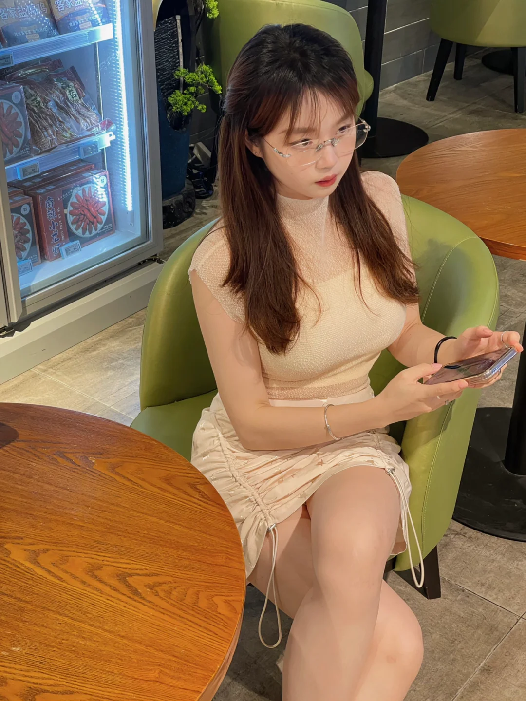 超市拍照指南📸|下班逛逛超市的笨蛋美女🎀