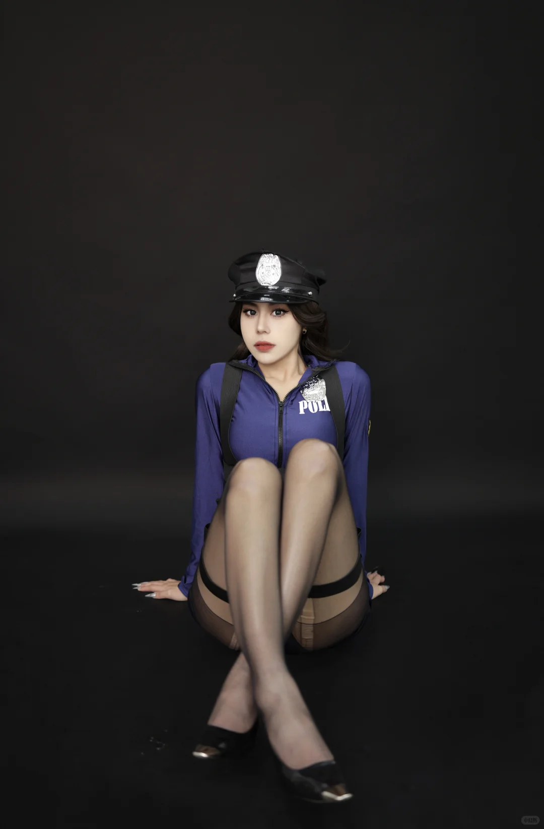 “不好意思 你被逮捕了 ”辣妹写真get