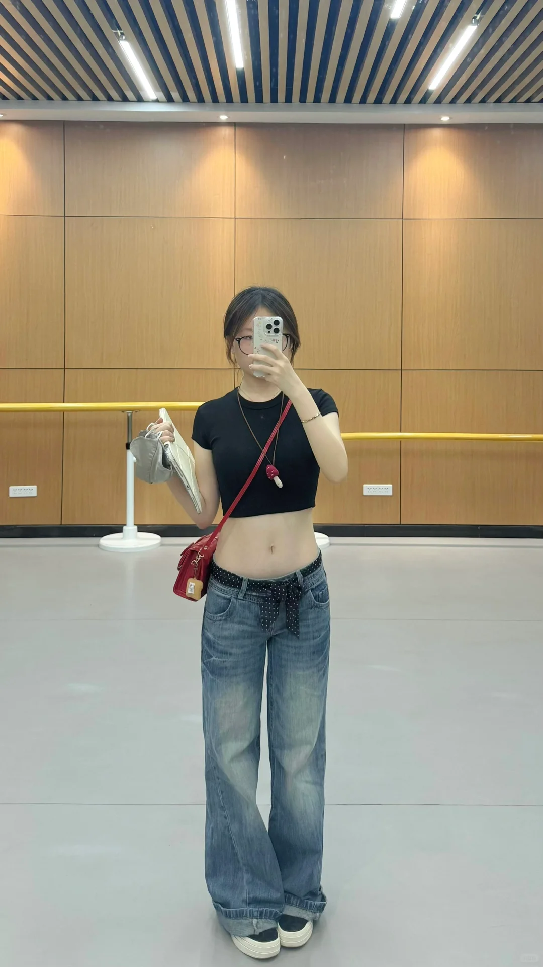 女大学生期末周穿什么 这个低腰裤好绝