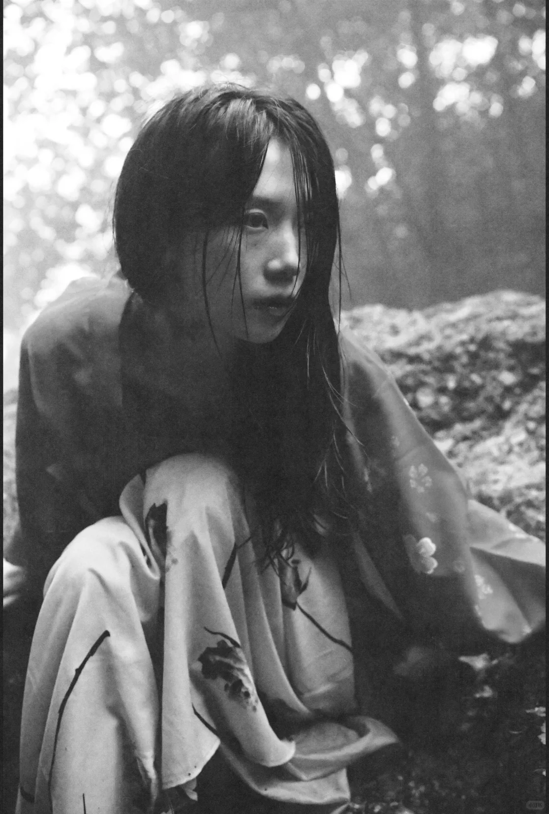 山中迷雾，女鬼传说