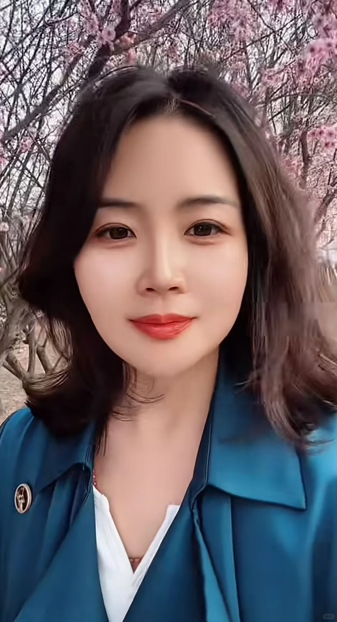 40多了颜值一般，气质满满，还有人要吗