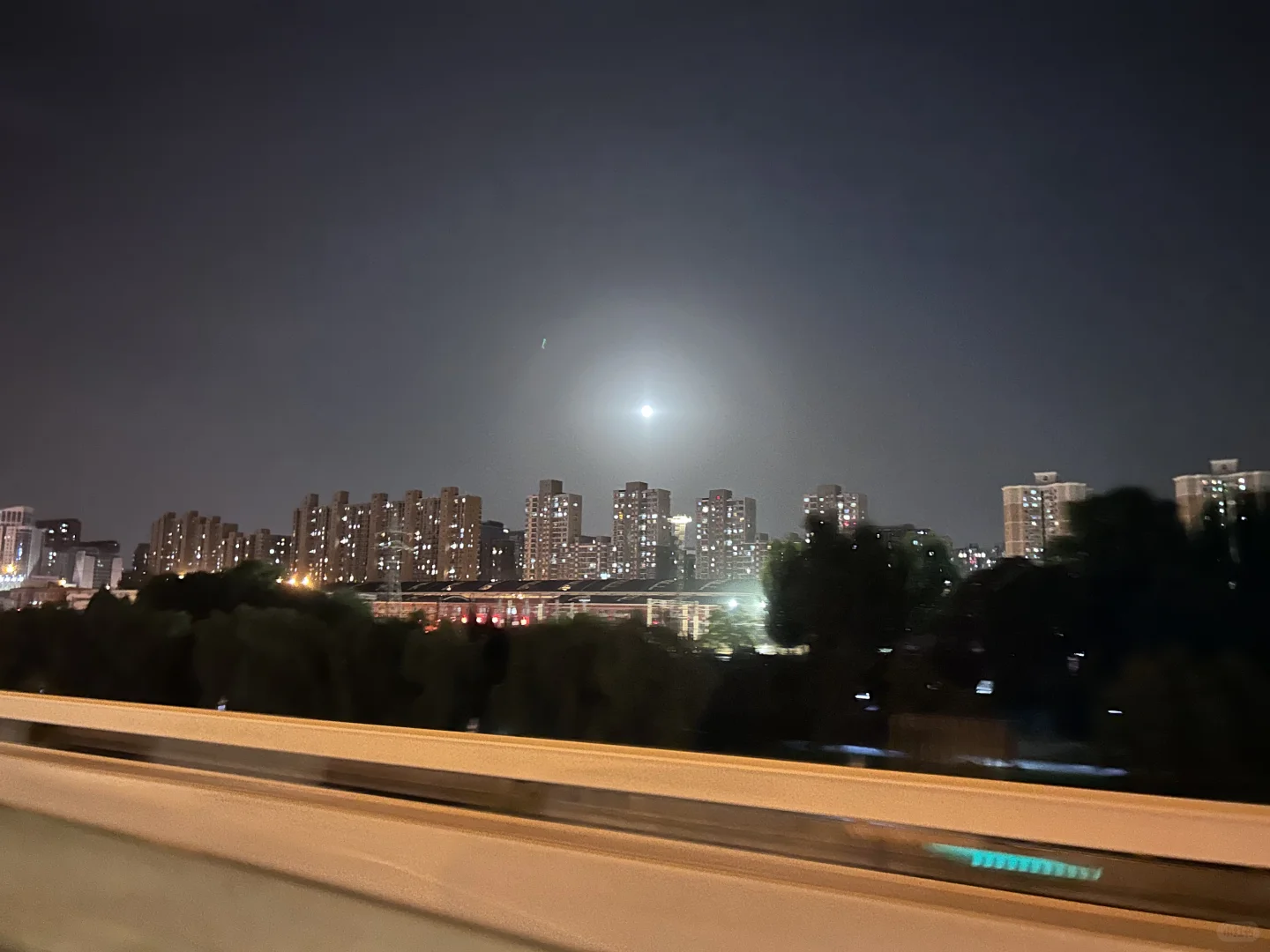 三期员工遇职场冷暴力