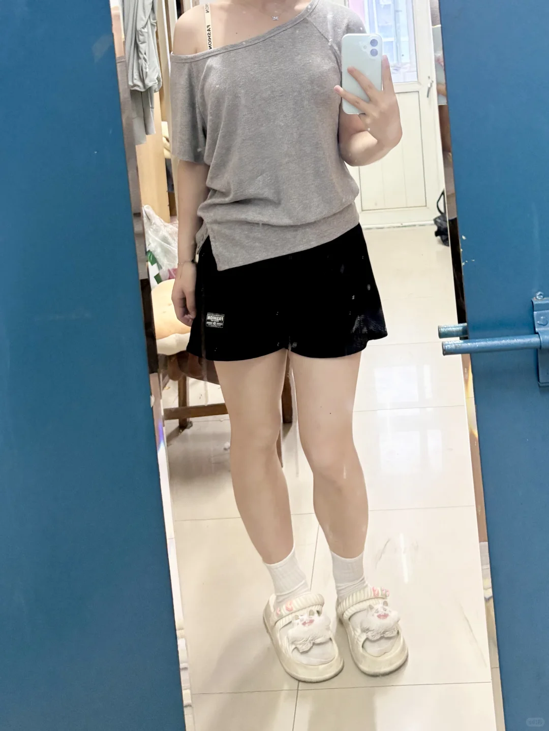 遛弯穿搭 好舒服～