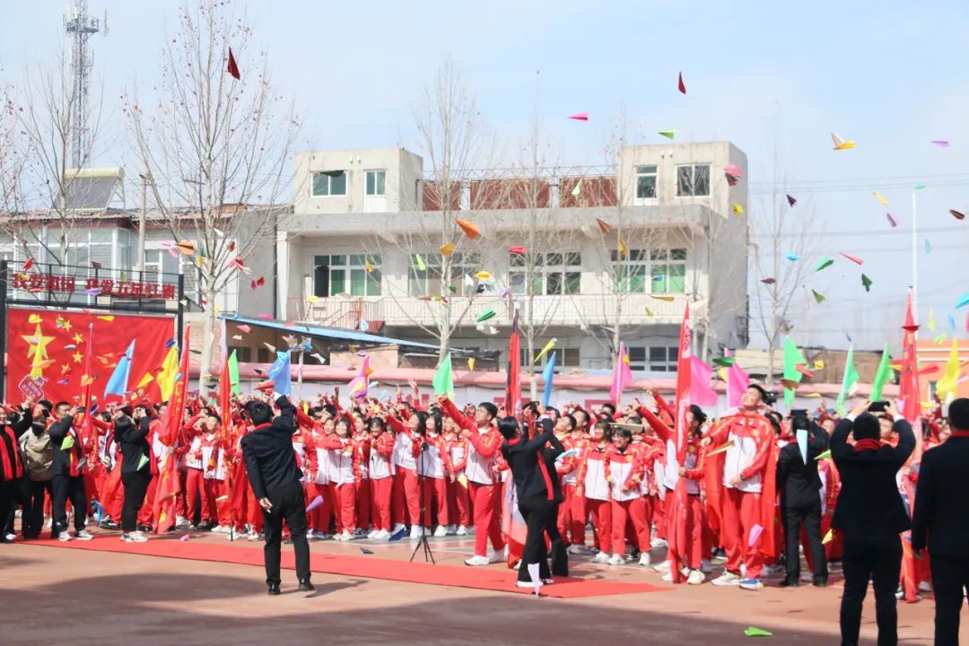 决战中考,勇敢追梦.育人中学九年级百日誓师大会圆满完成! 第16张