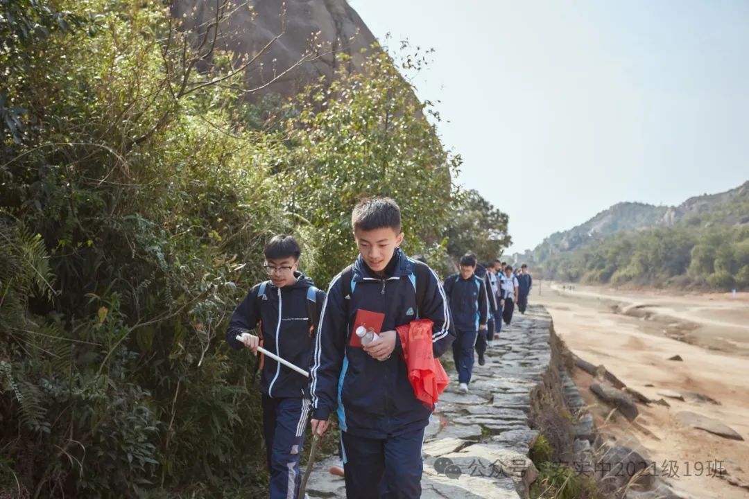 沧海登峰砺意志,中考逐梦展风华——沧海中队大罗山远足暨中考百日誓师活动小记 第108张