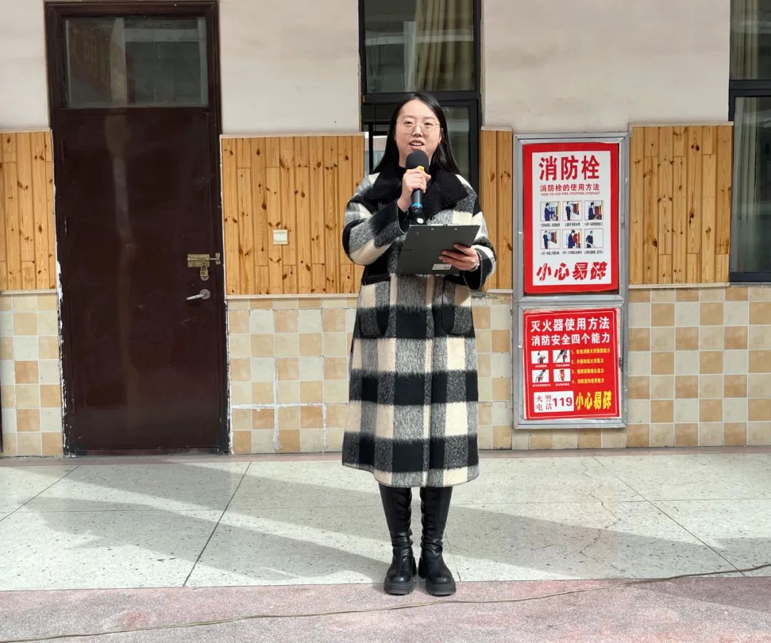 决战中考誓师日 逐梦未来金榜时 ——濮阳市华龙区华美学校举行2024届中考百日冲刺誓师大会 第19张