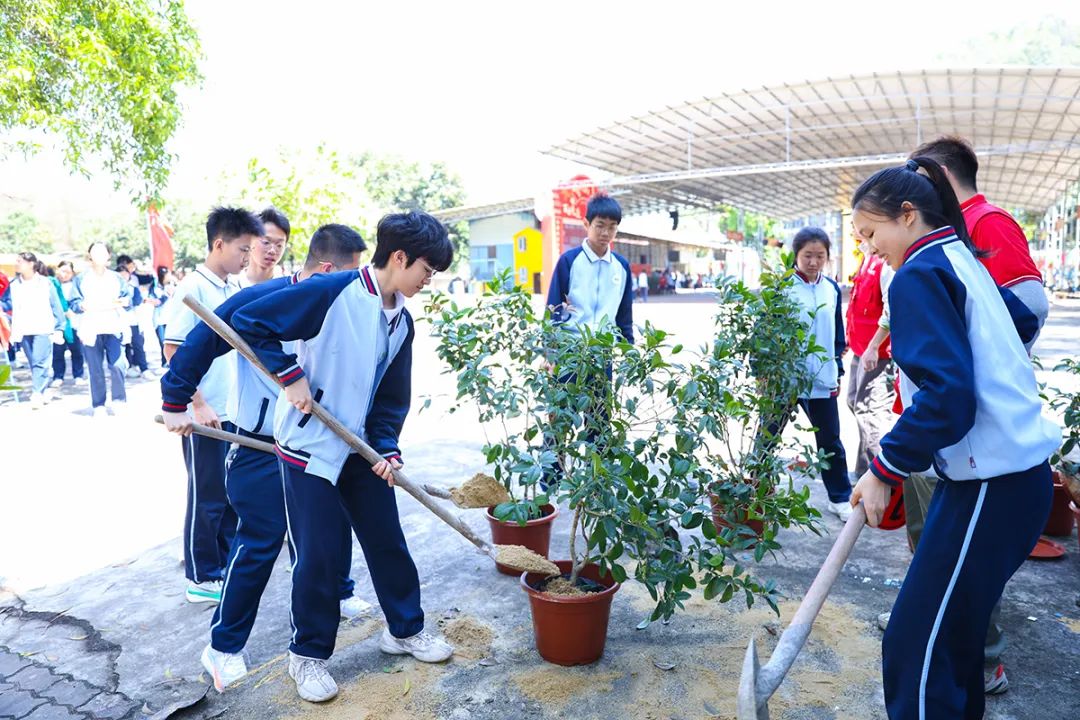 点燃激情•决胜中考——初三中考百日誓师活动 第24张